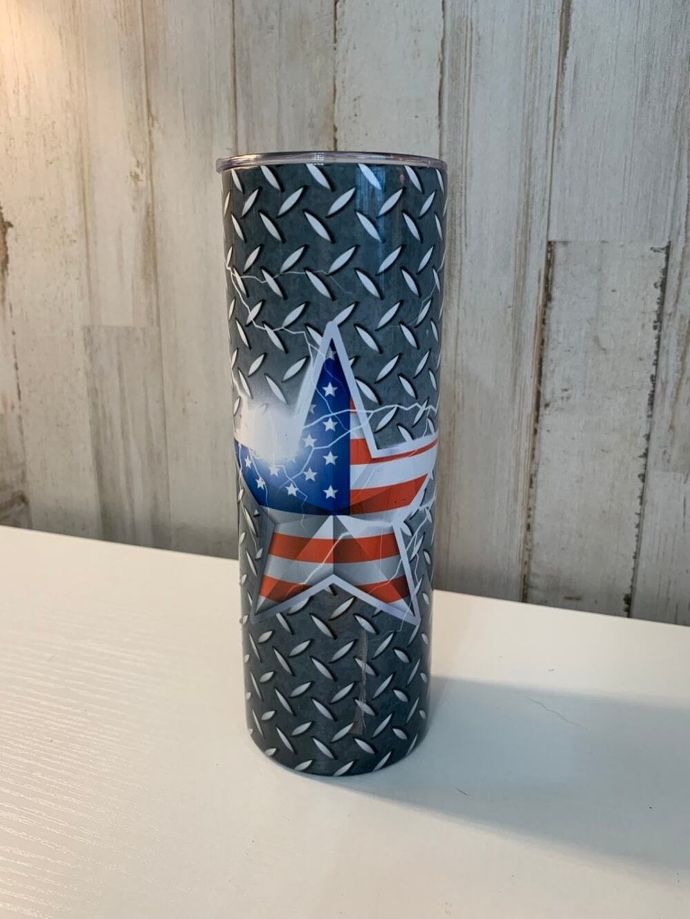 Captain America Tumbler Star Diamond Plate w/ Clear Lid